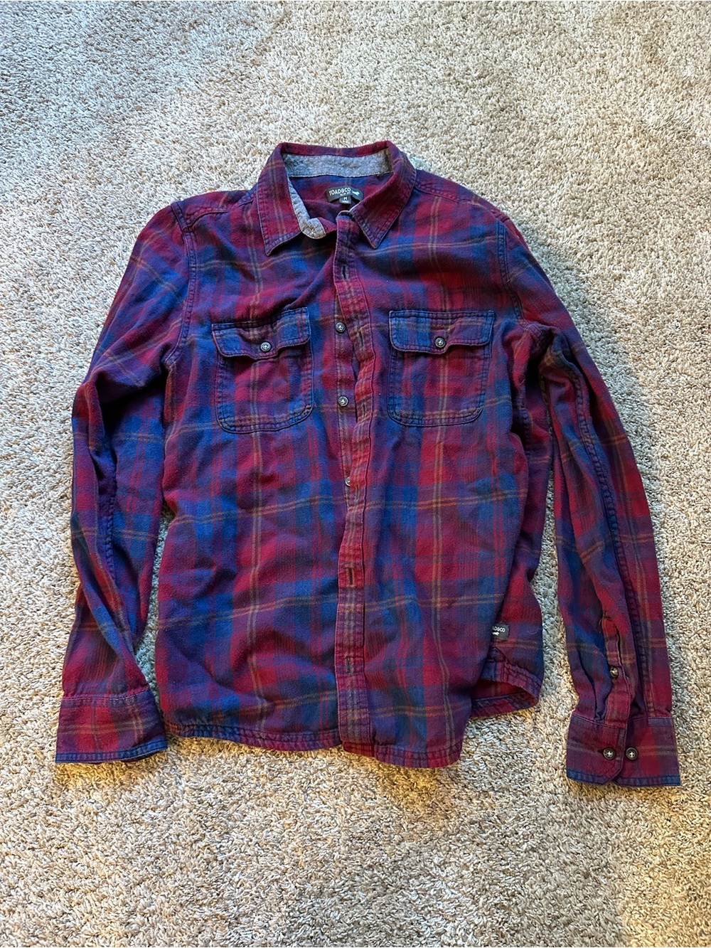 Toad&Co Red and Blue Plaid Shirt 100% Organic Cotton Men’s Medium